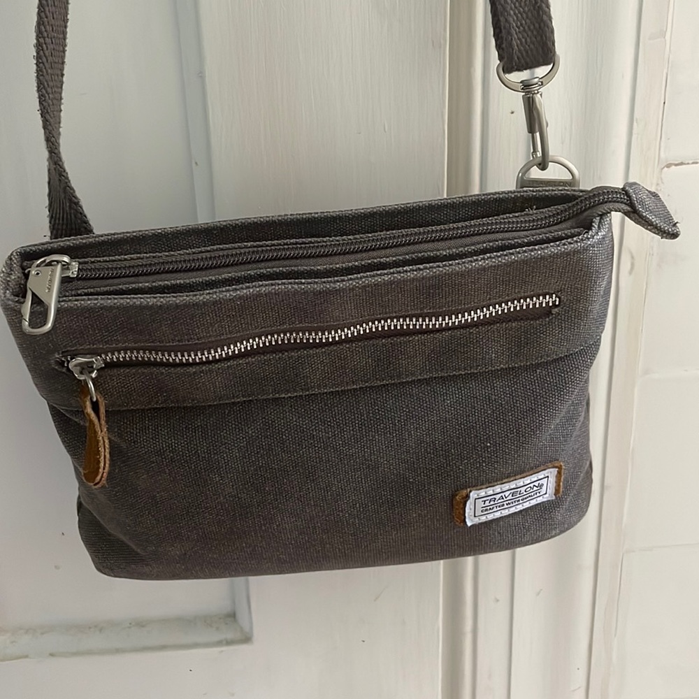 Travelon Women's Anti-Theft Heritage Small Crossbody